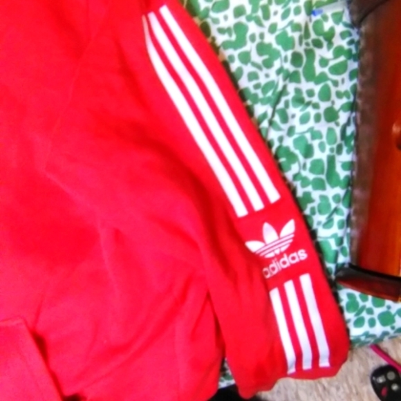 COPY - Adidas original red stripe edition hoodie - Picture 3 of 7